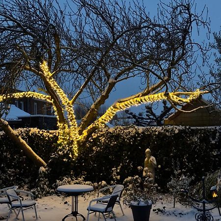 Bed and Breakfast Atalanta-Wellness Roermond 'De Wethouder' Herten Exterior foto