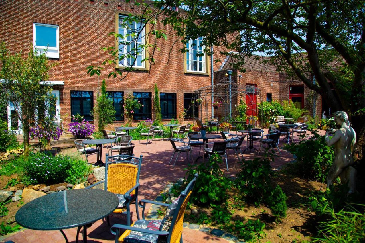Bed and Breakfast Atalanta-Wellness Roermond 'De Wethouder' Herten Exterior foto