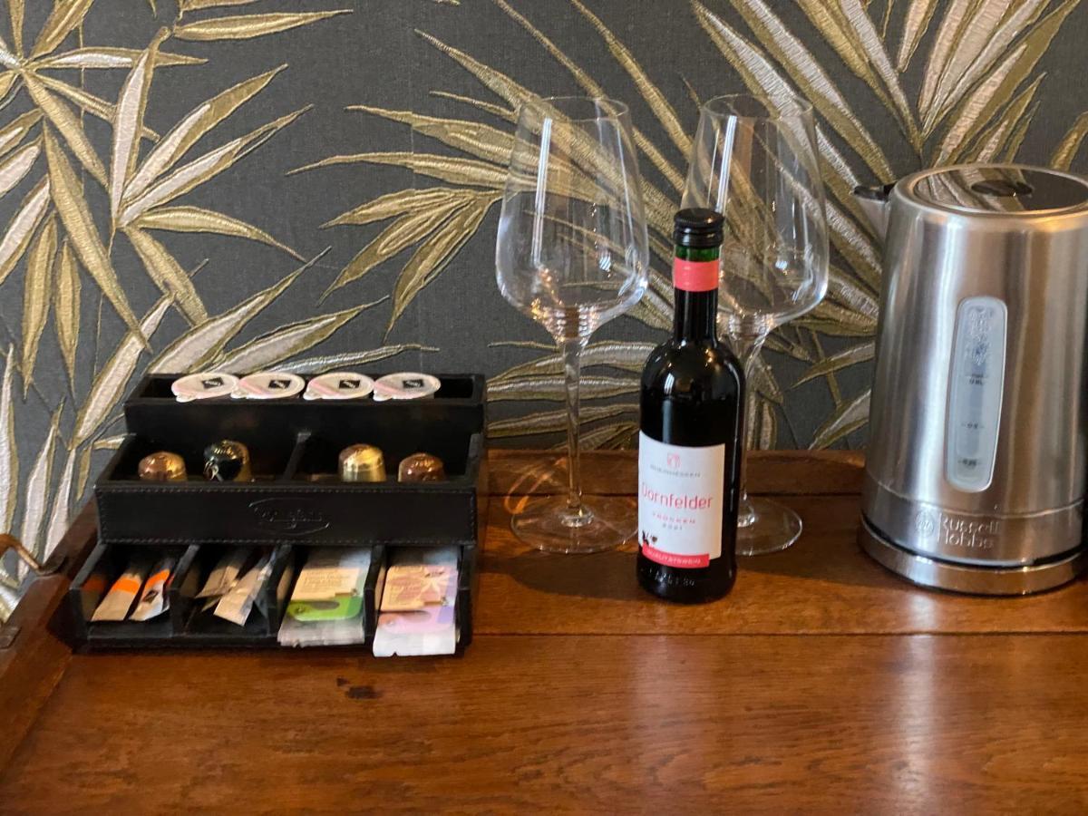 Bed and Breakfast Atalanta-Wellness Roermond 'De Wethouder' Herten Exterior foto